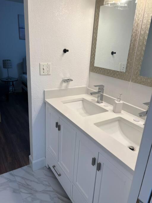 Sequoia Villa Visalia Εξωτερικό φωτογραφία