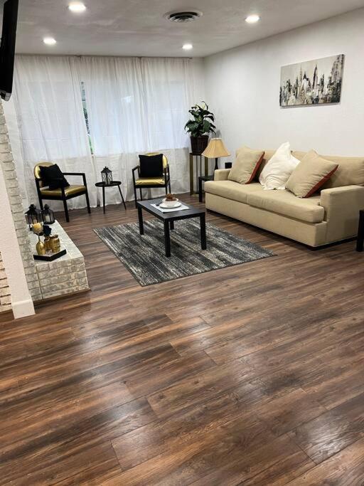 Sequoia Villa Visalia Εξωτερικό φωτογραφία